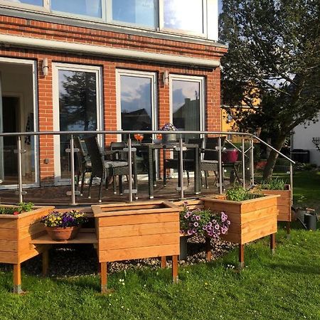 Stadtvilla Bruegemann Mit Terrasse & Parkplatz - Abc136 By Abcwismar Exterior photo